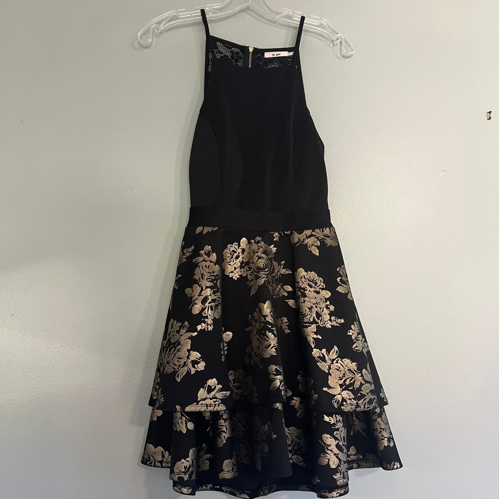 Mi Ami Francescas Black Gold Floral Foil Tiered Lace Back Halter mini Dress XS